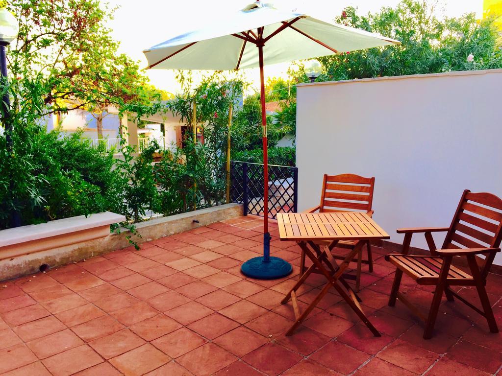 Villa Le Due Pigne (Adults Only) Taranto Esterno foto